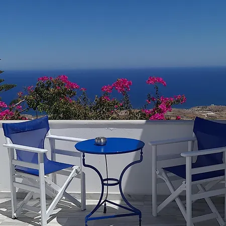 Phaos Santorini Suites